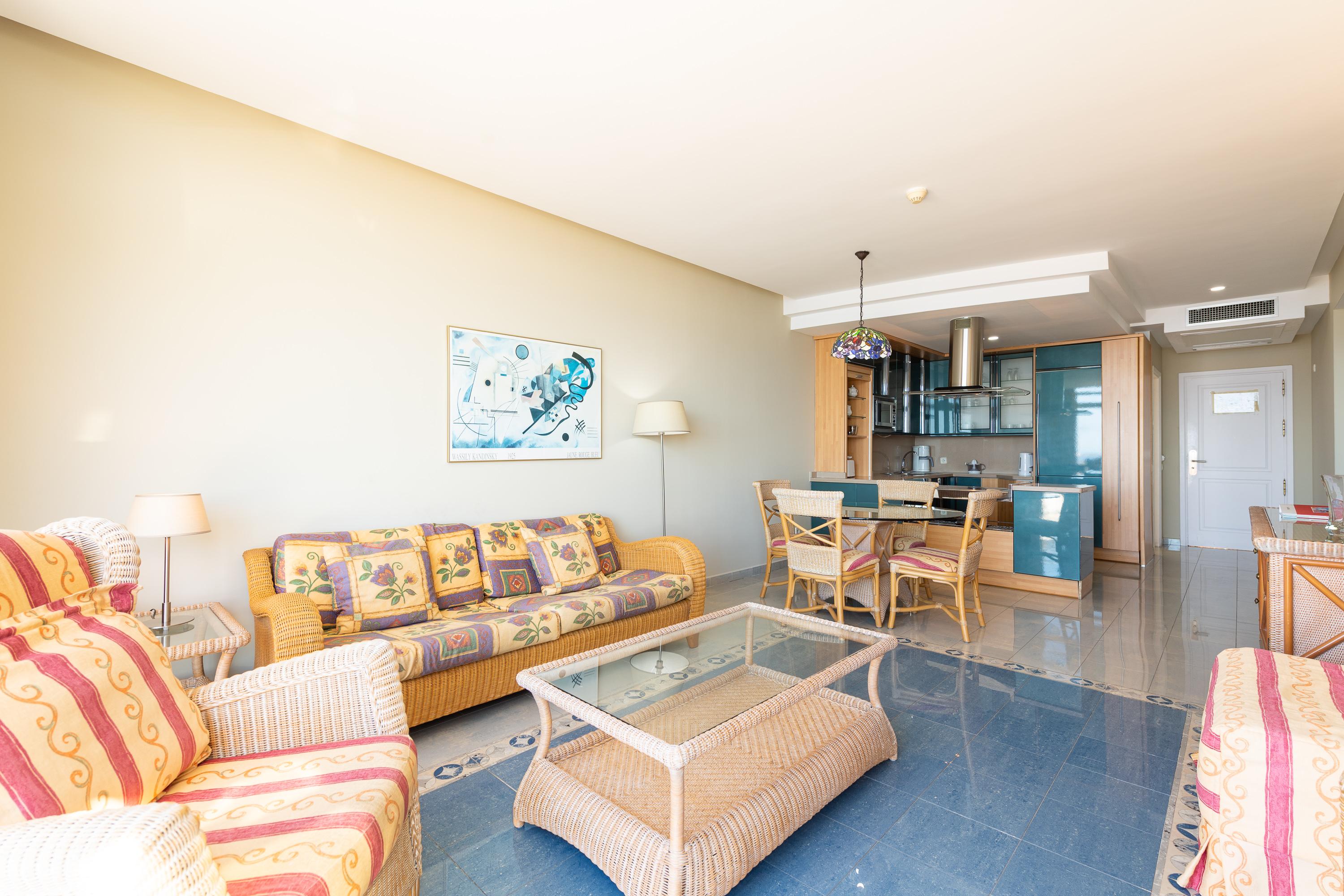 Club Jardin Aparthotel 4*