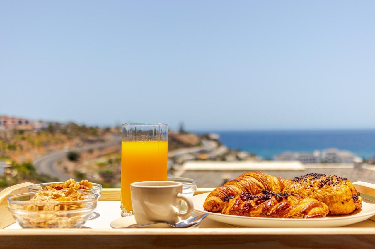 Increible Terraza Con Vistas Al Mar En *