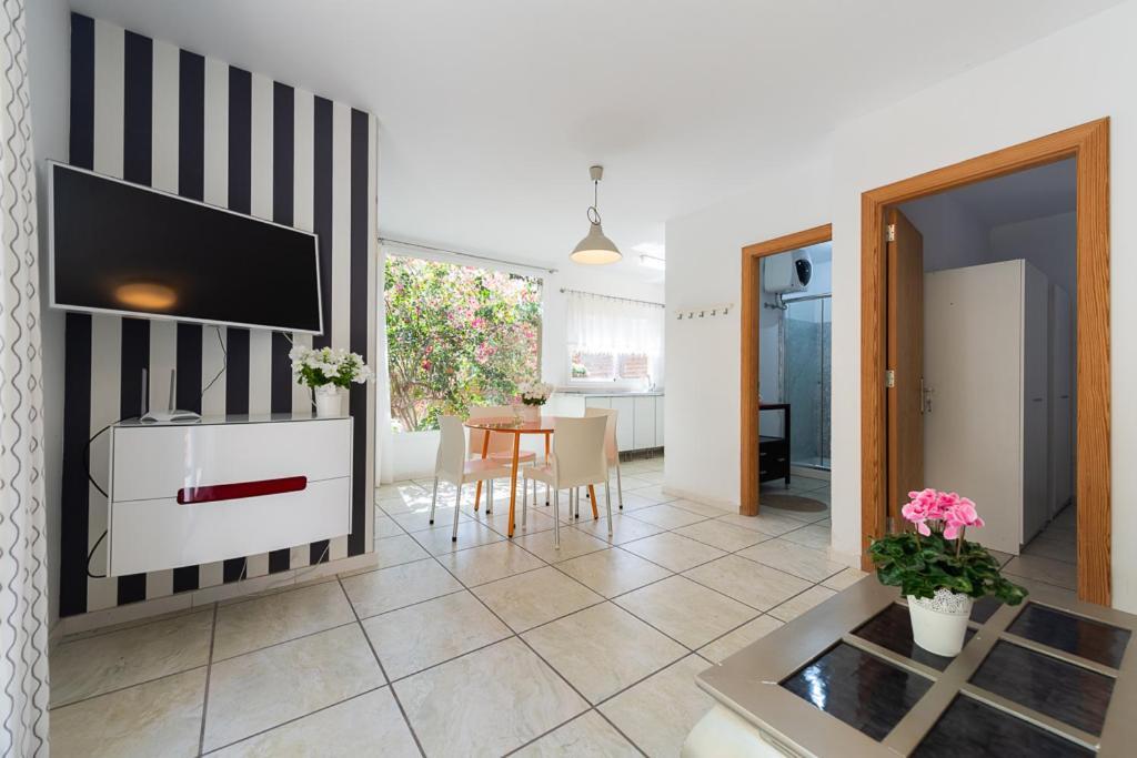 Apartamento Jardines Del Cura *