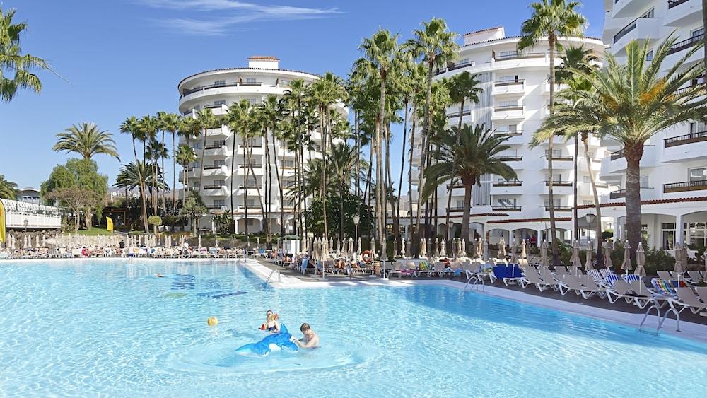 Servatur Waikiki 4*