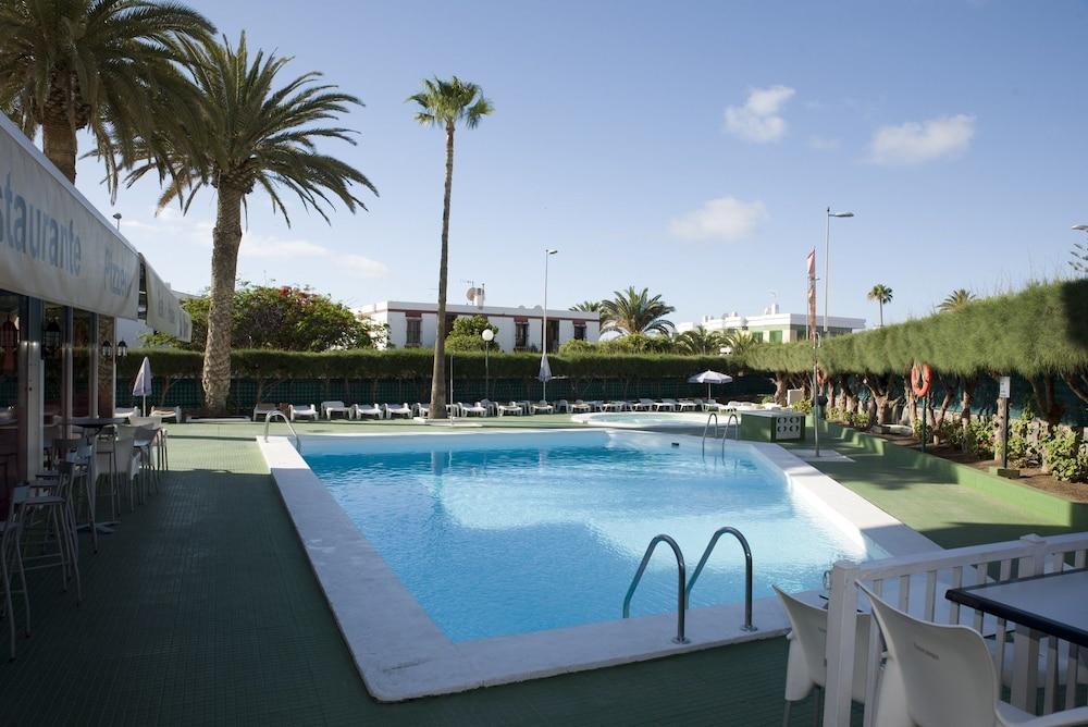 Aparthotel Roca - 2*