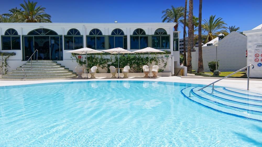 Hotel Parque Del Paraiso Ii 3*