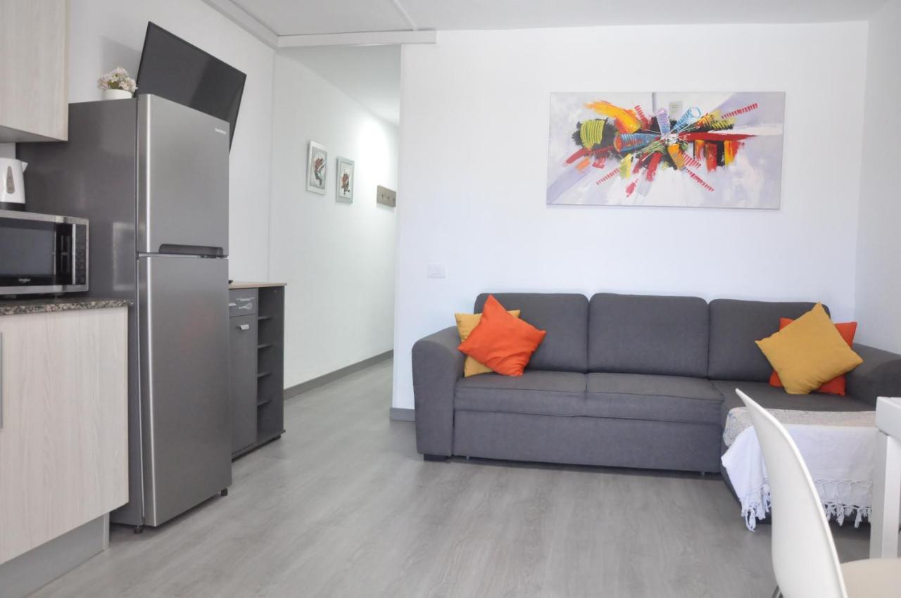 Beautiful 1115 Area Apartment