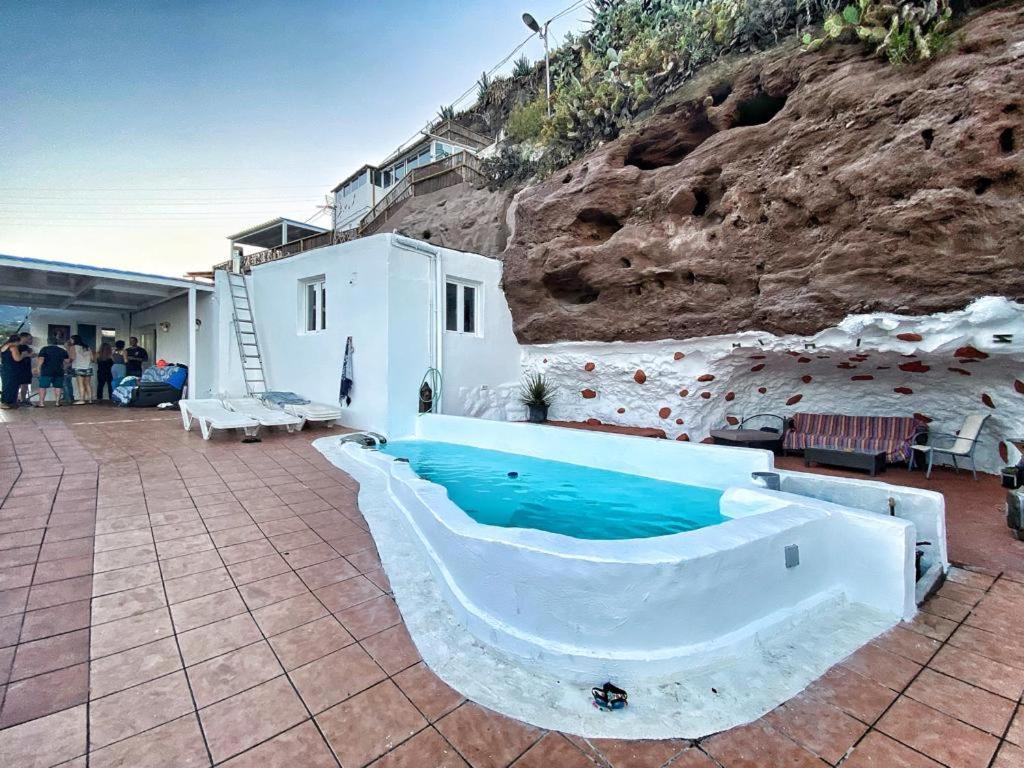 Casas Cuevas Tecen * Valsequillo