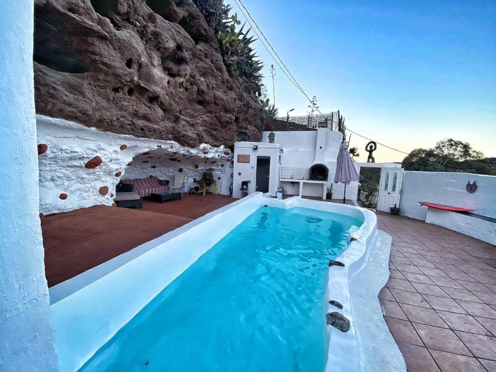 Casas Cuevas Tecen * Valsequillo