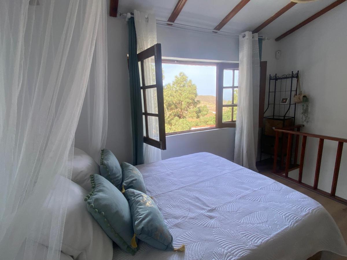 La Rama Del Drago, Agaete Villa