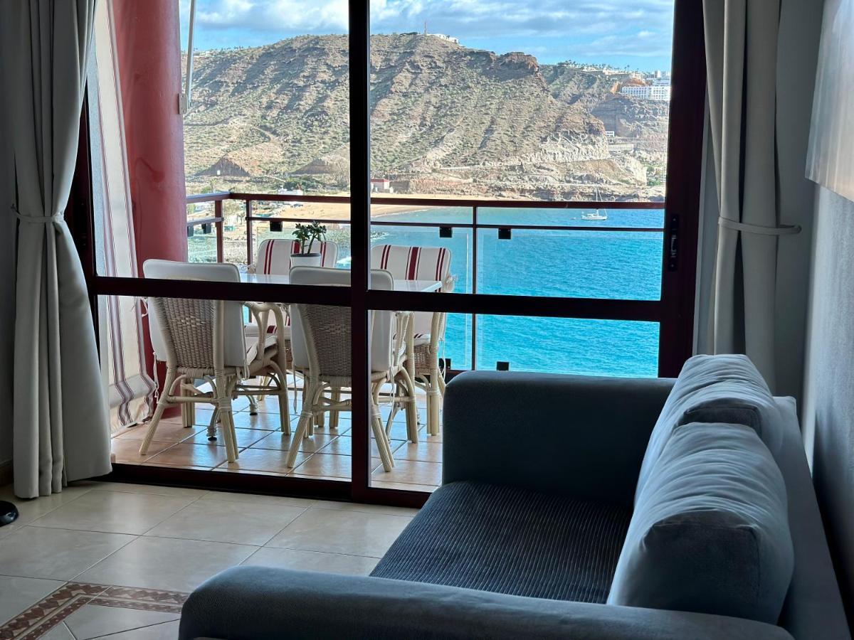Su Eminencia - Sea View With Modern Comforts *