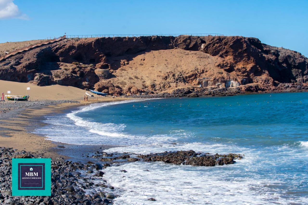 Apartment Mara 1 Playa Del Burrero Junto Al Mar Wifi Gratis