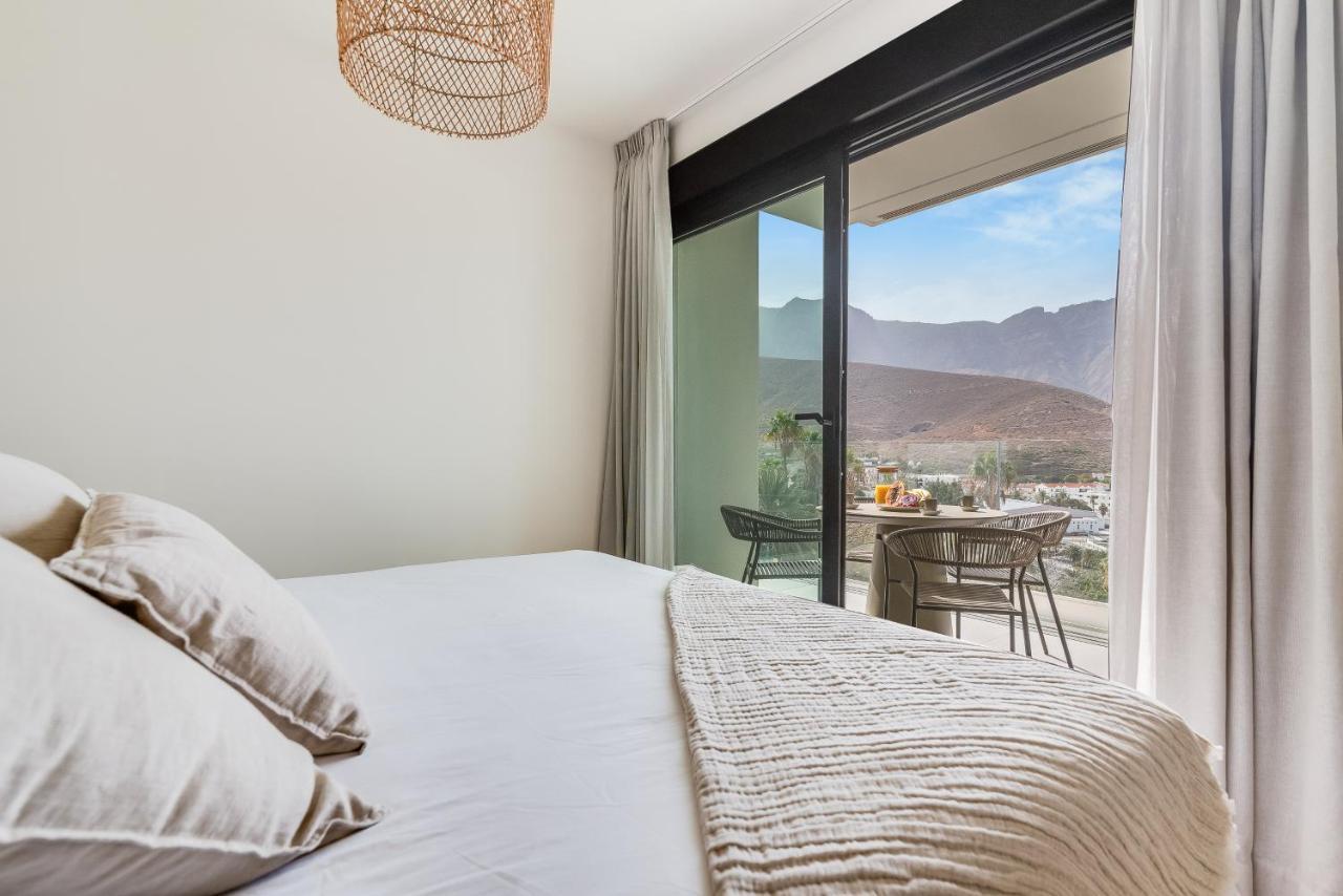 Apartment Home2book Panoramic Views & Stylish Design