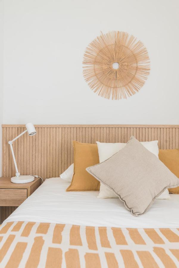 Apartment Home2book Panoramic Views & Stylish Design