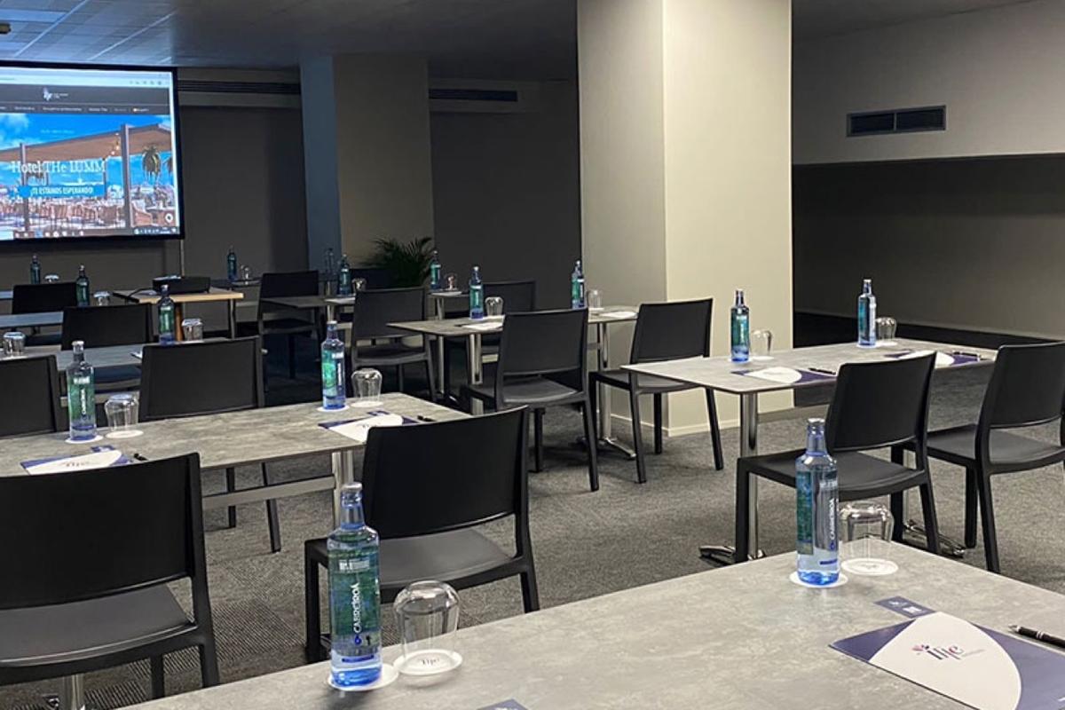 Livvo Lumm Hotel 4*