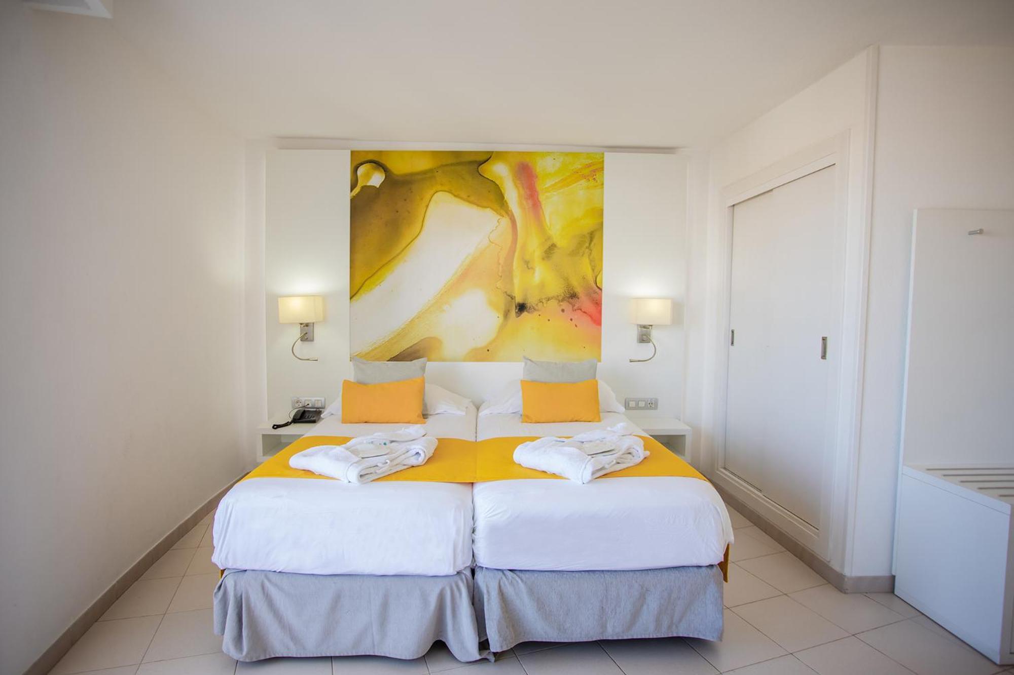 Servatur Waikiki 4*