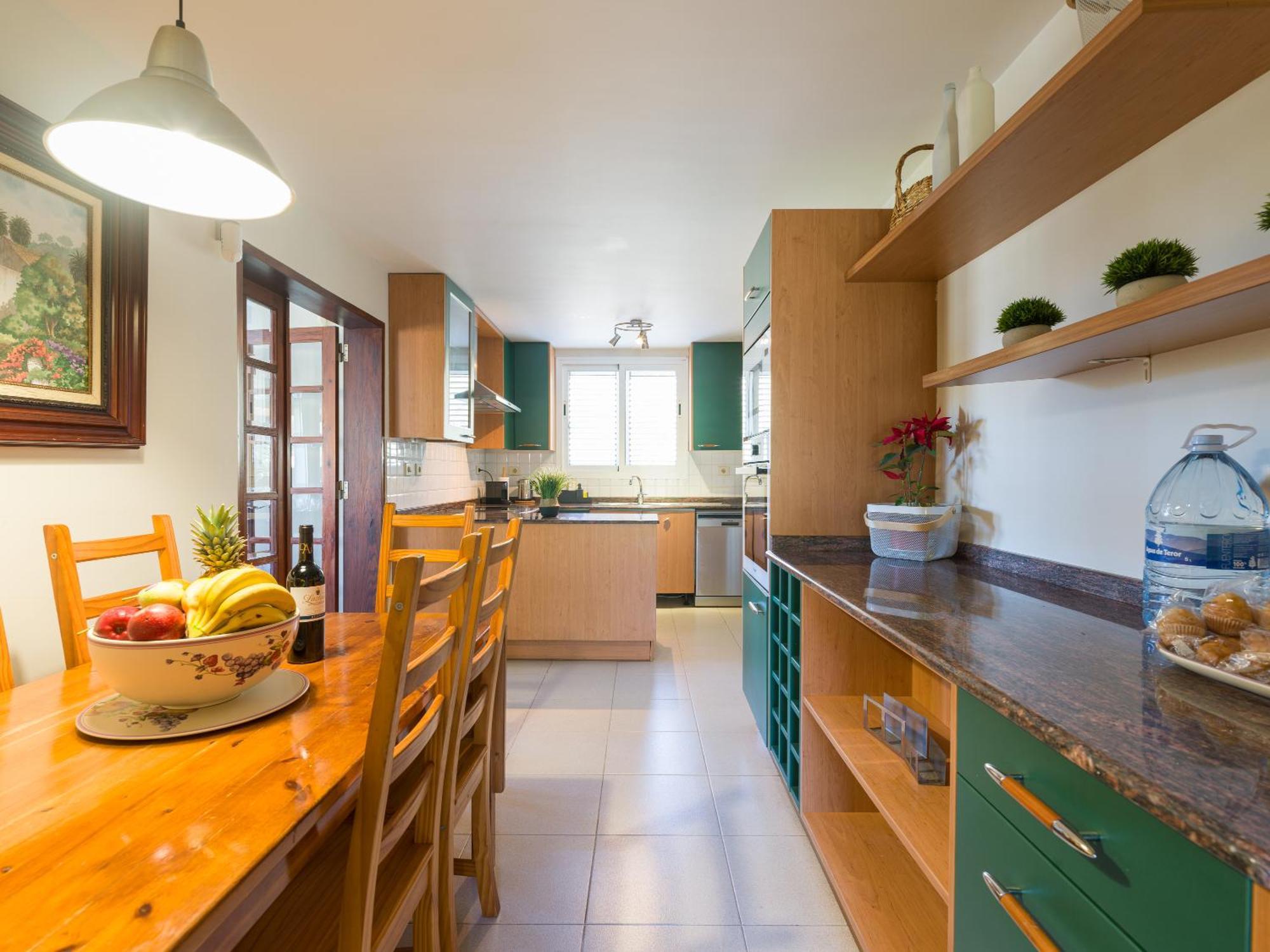 El Jardin De With Private Pool, Sauna & Jacuzzi Villa *