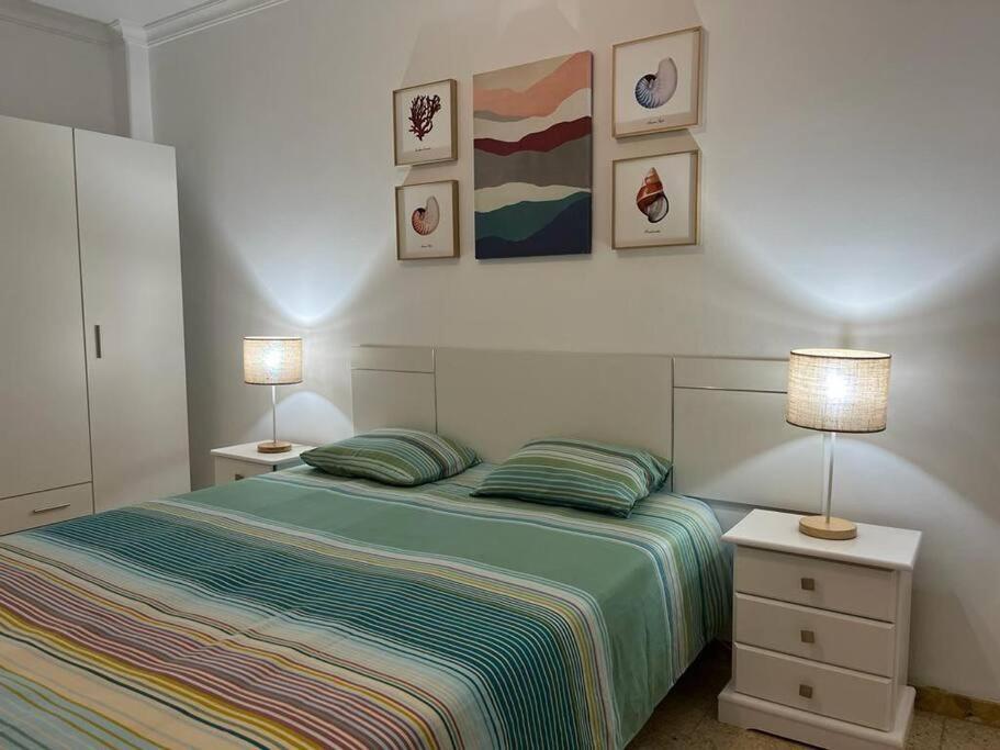 Pieds Dans L'eau - Vue Sur - Playa De Apartamento
