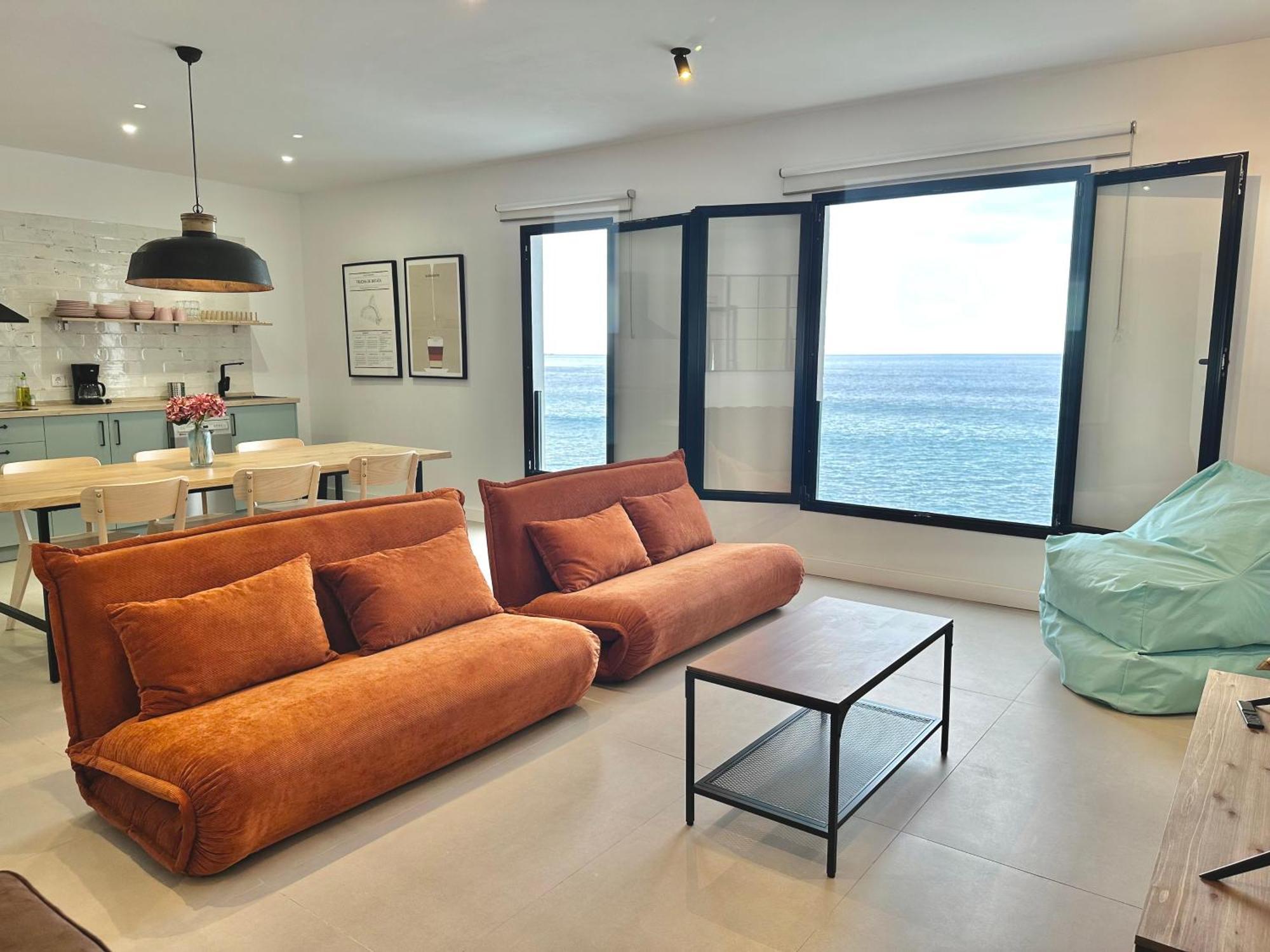 Apartment El Submarino Coastal