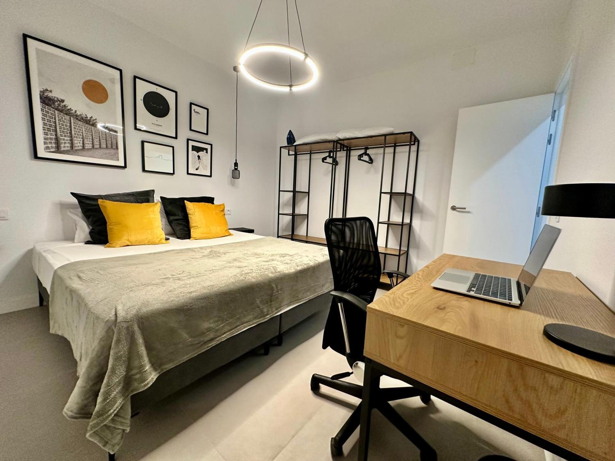 El Submarino Coastal Apartment *