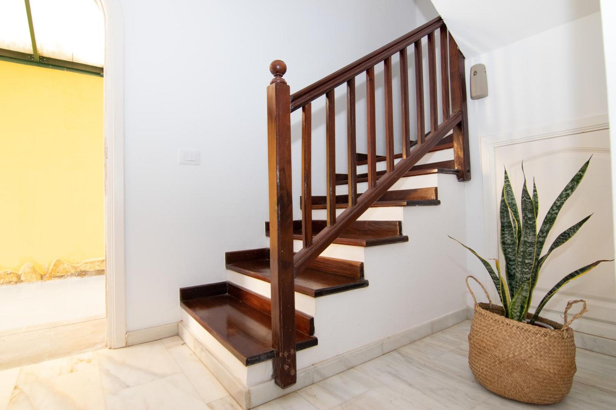 The Safe Point Residential Castillo * Castillo del Romeral