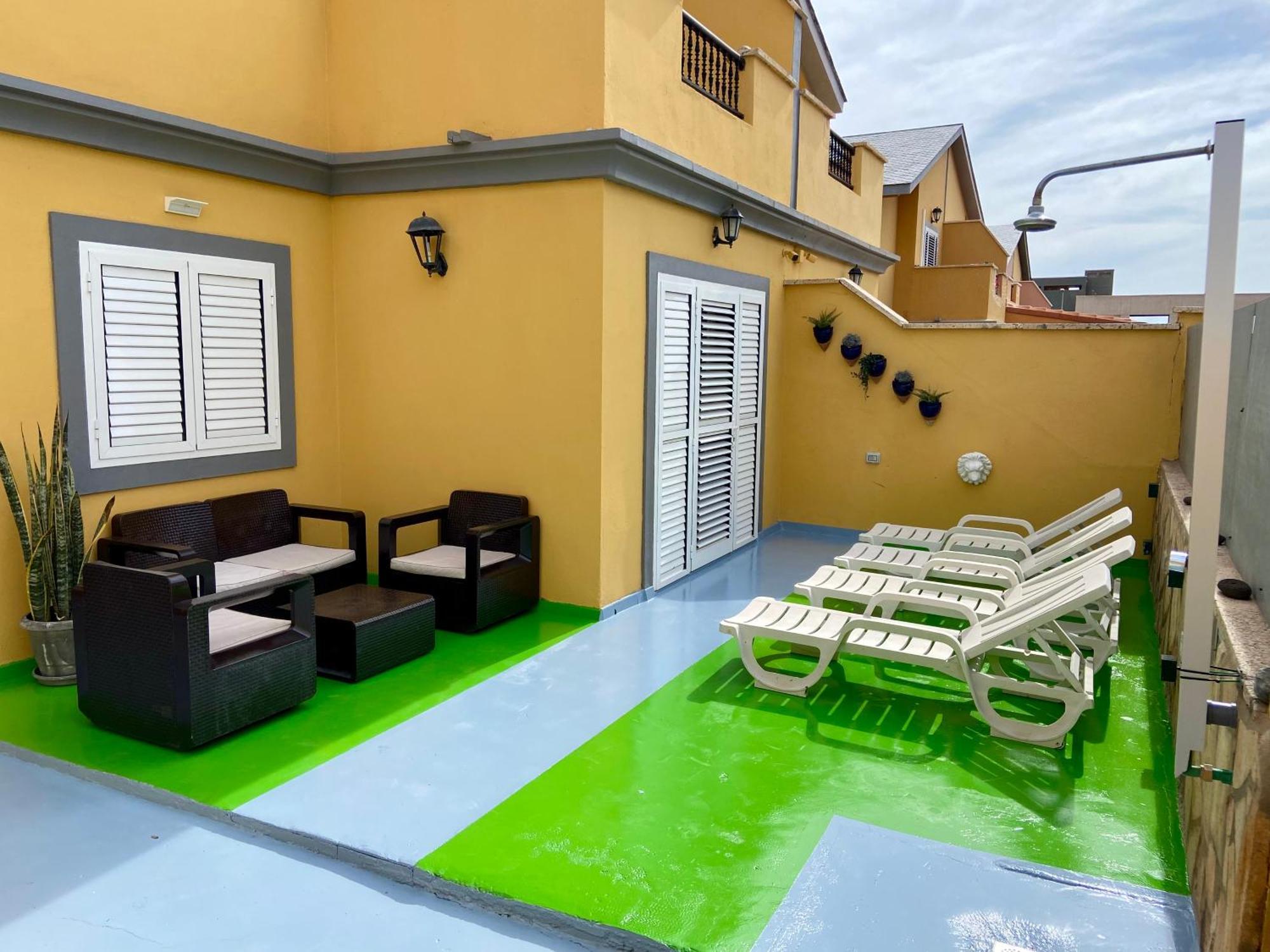 The Safe Point Residential Castillo *