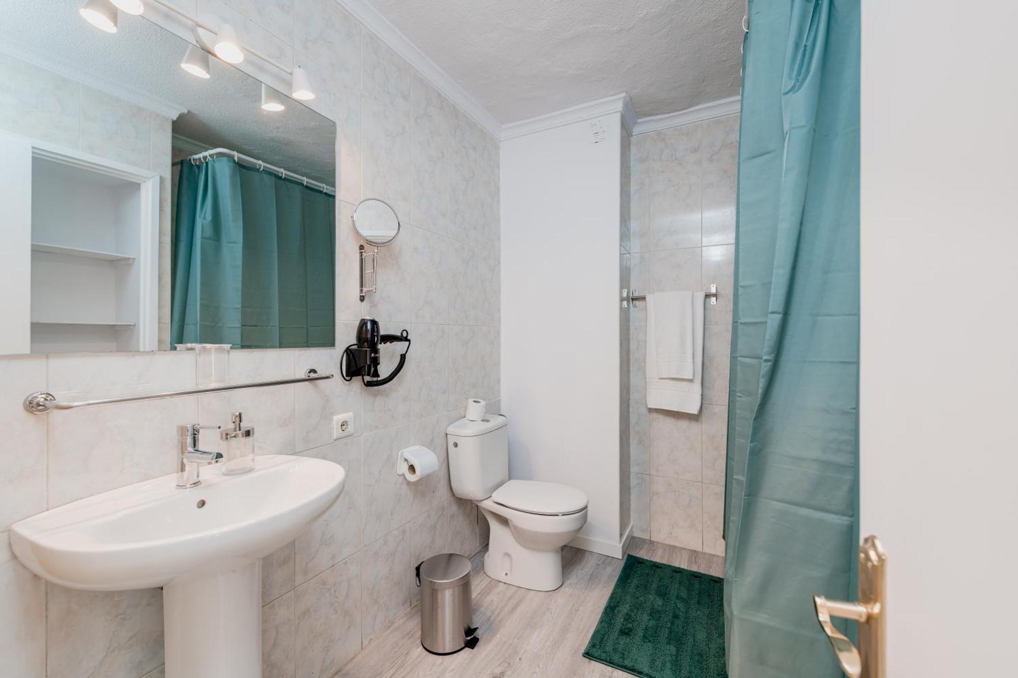 Aparthotel Roca -