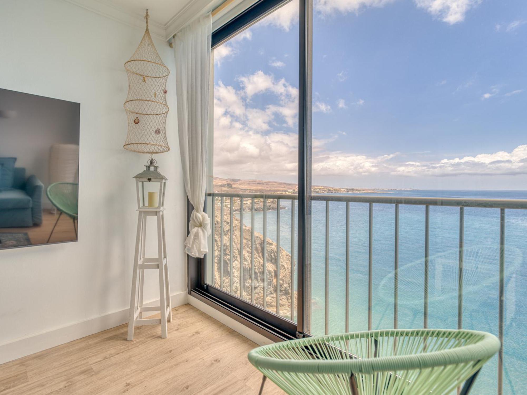 Viewpoint Over The Cliff By Canariasgetaway Holiday home