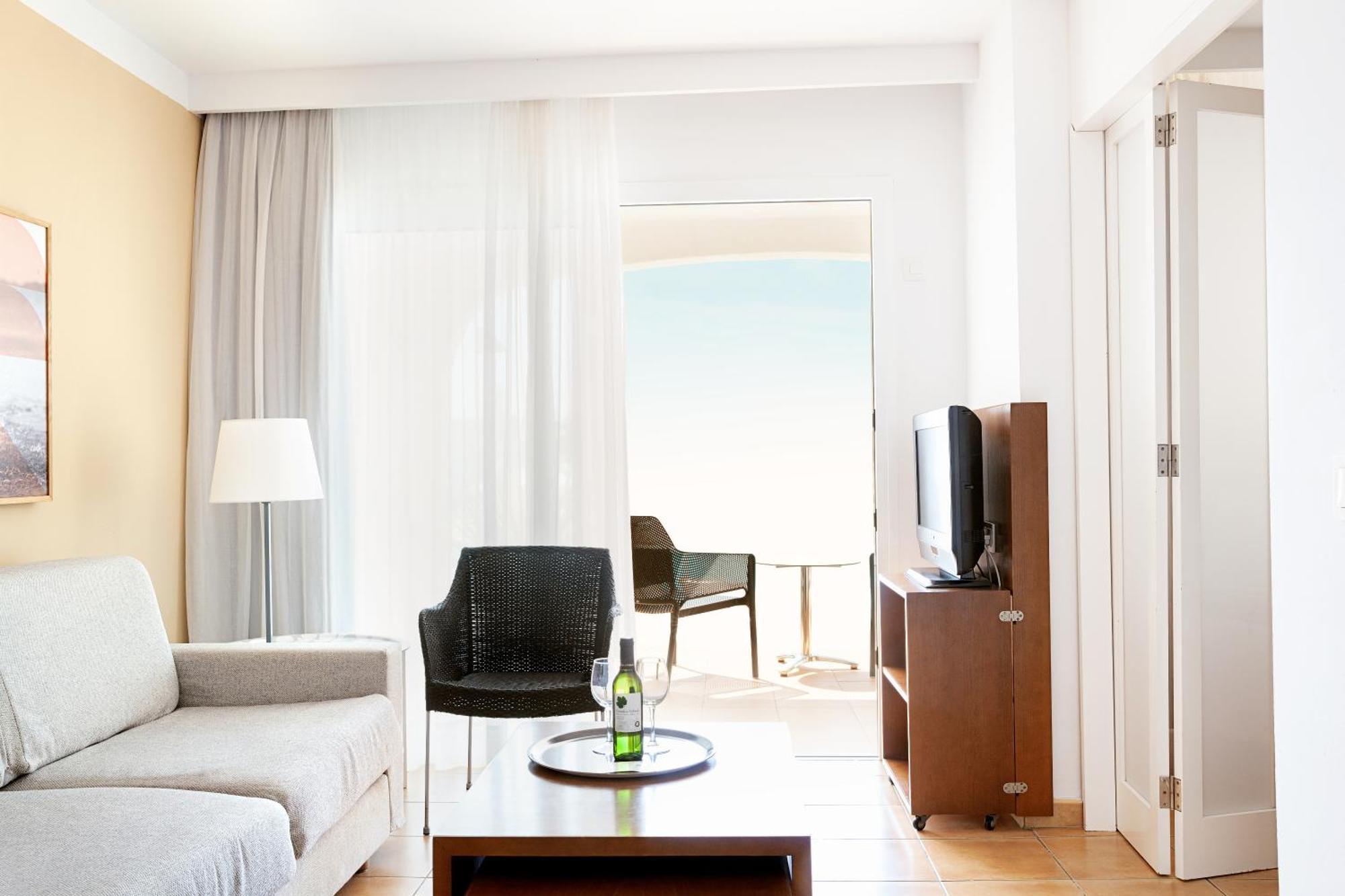 Sunprime Atlantic View & Hotel 4*