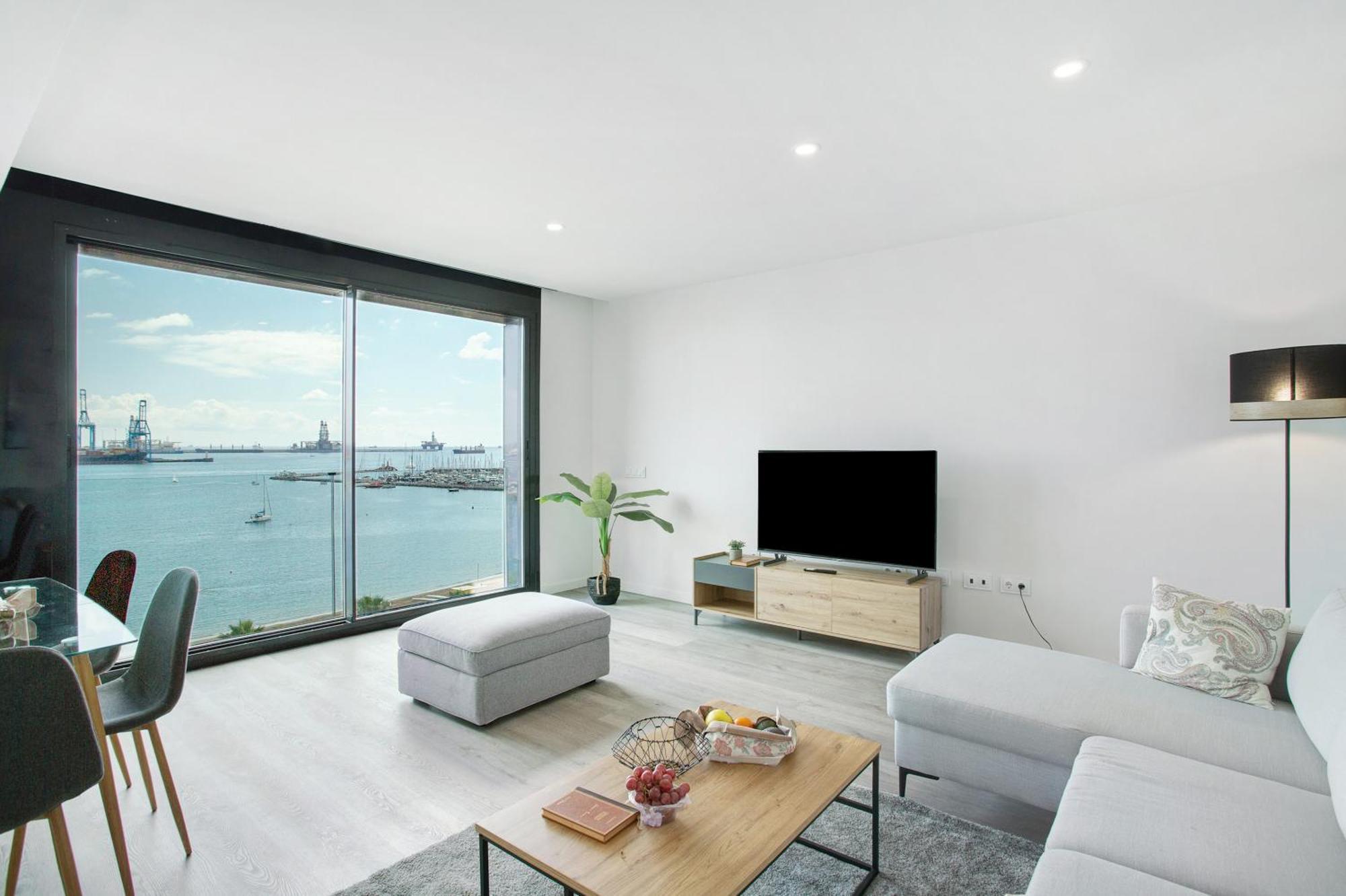Wonderful Penthouse And Apartment
