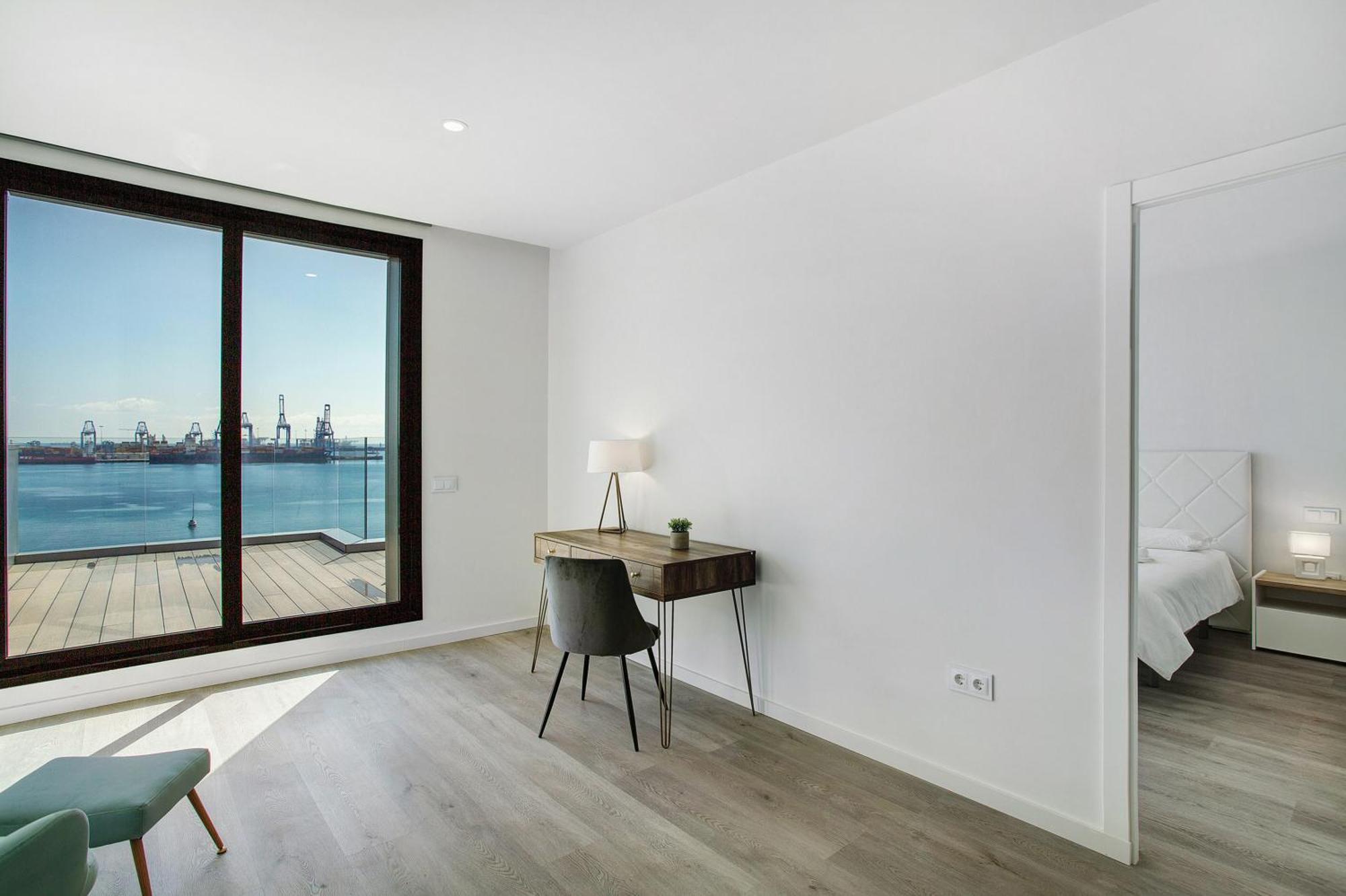 Wonderful Penthouse And Apartment