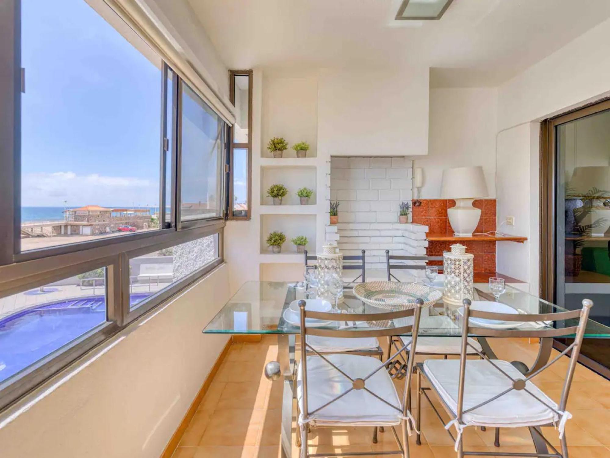 Apartment En La Playa 2 Y Piscina San Bartolome de Tirajana (Gran Canaria)