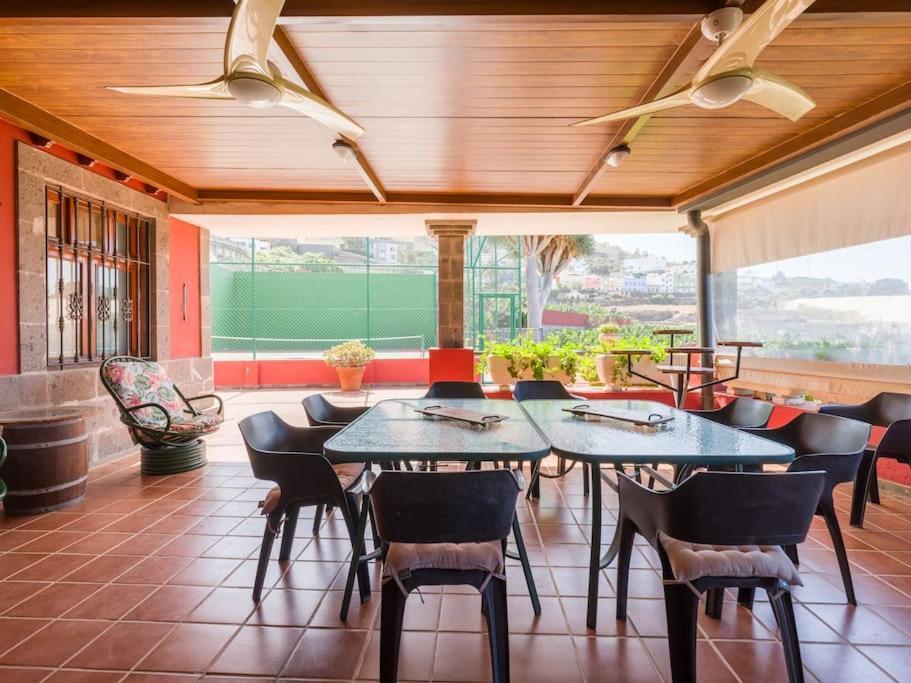 With Pool And Sea Views In Banana Plantation *