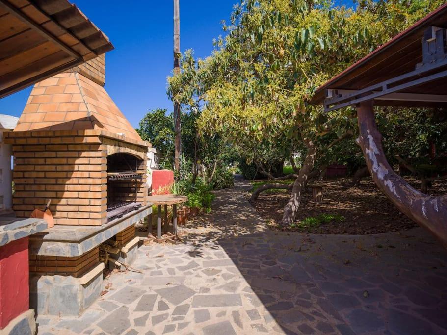 With Pool And Sea Views In Banana Plantation Villa *