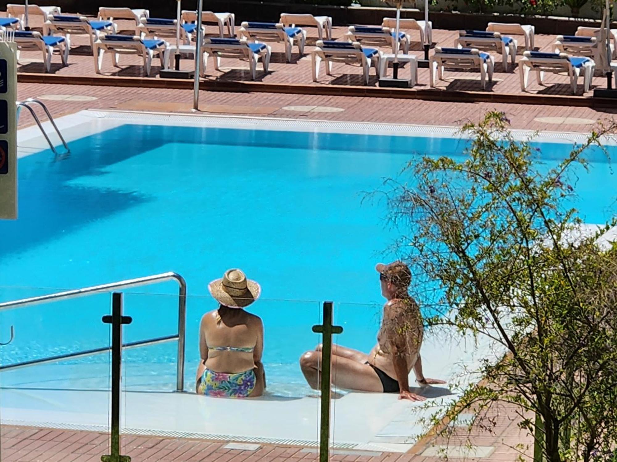 Aparthotel Camelias