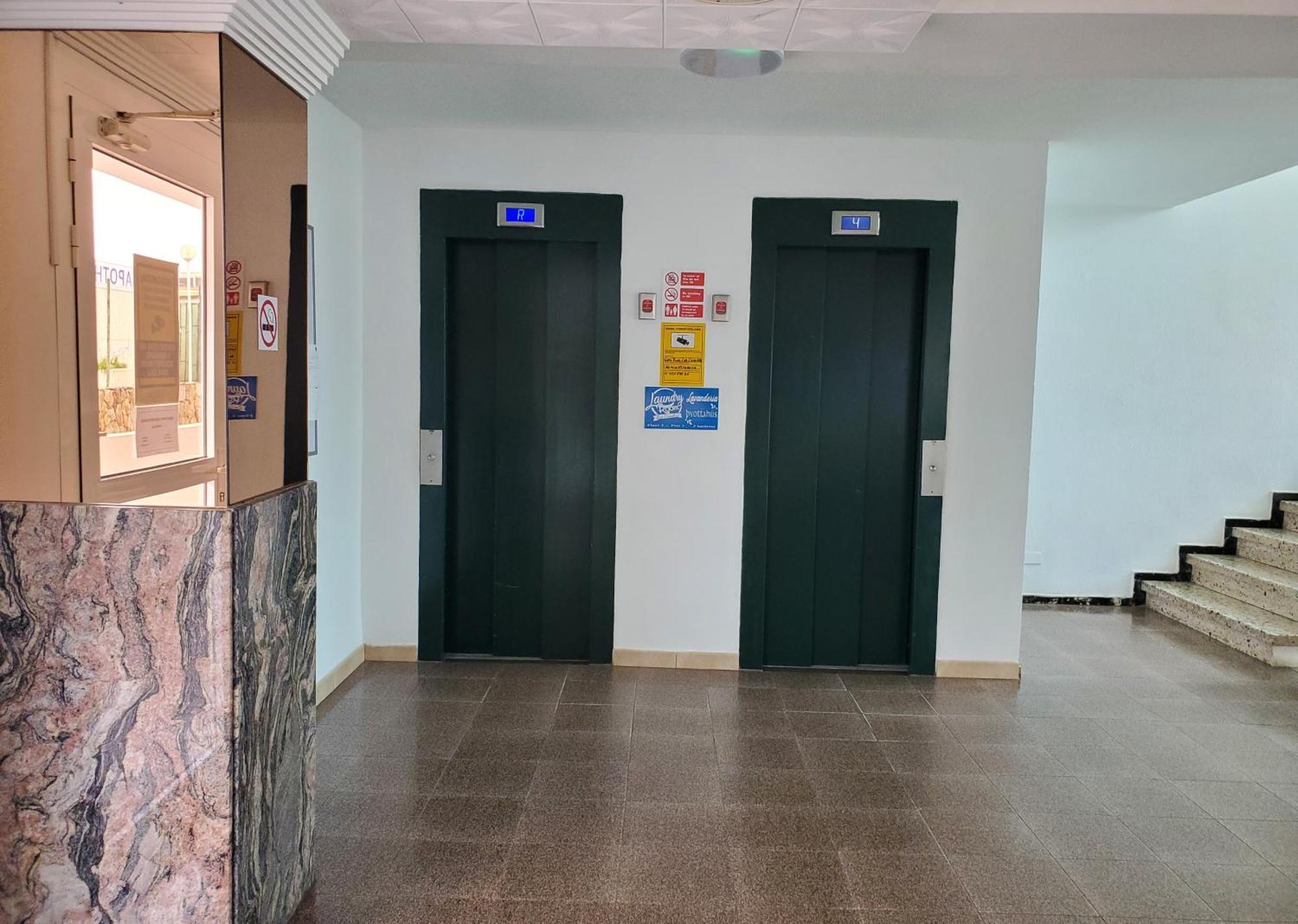 Aparthotel Camelias *