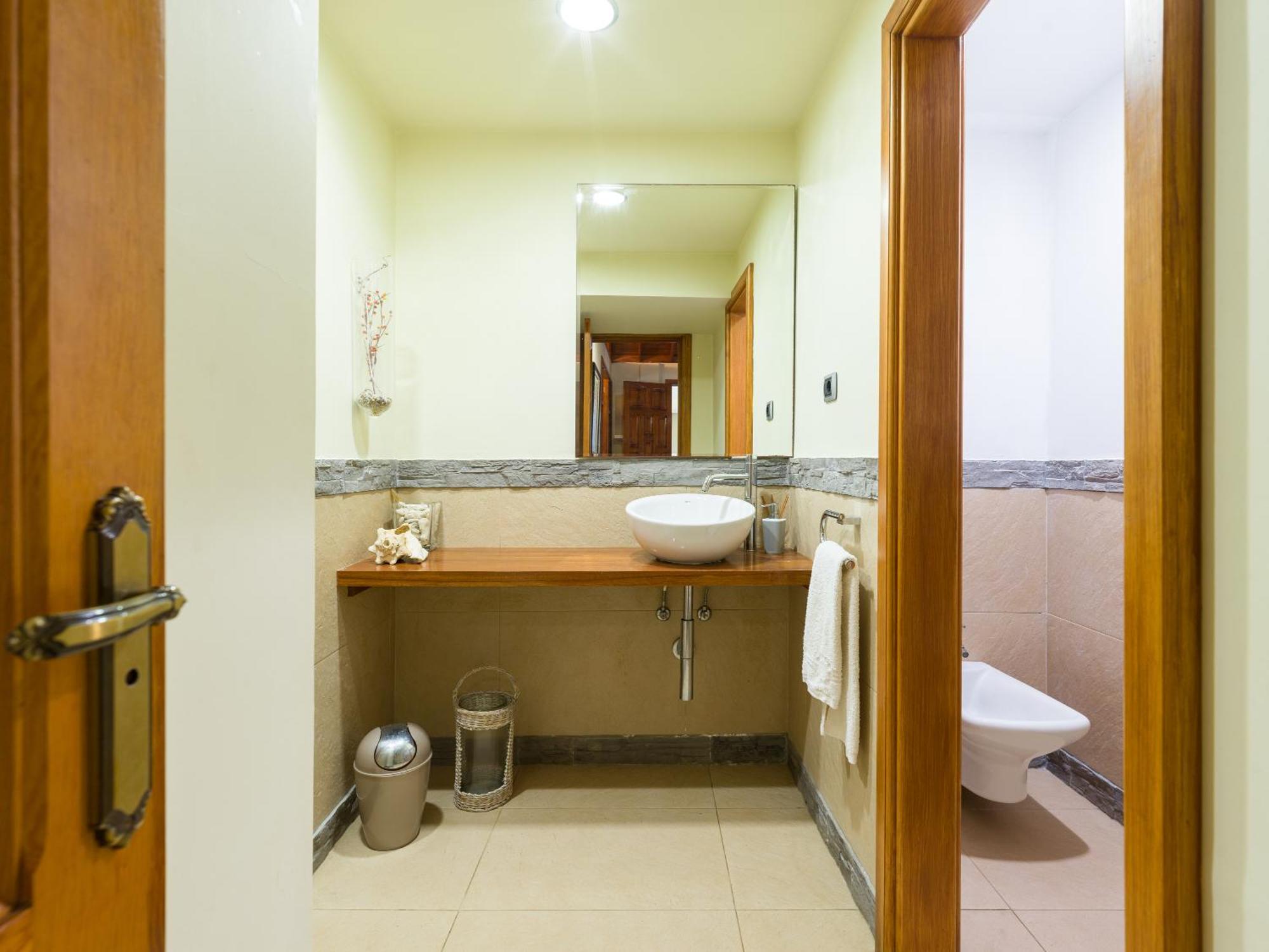 With Pool And Sea Views In Banana Plantation Villa *