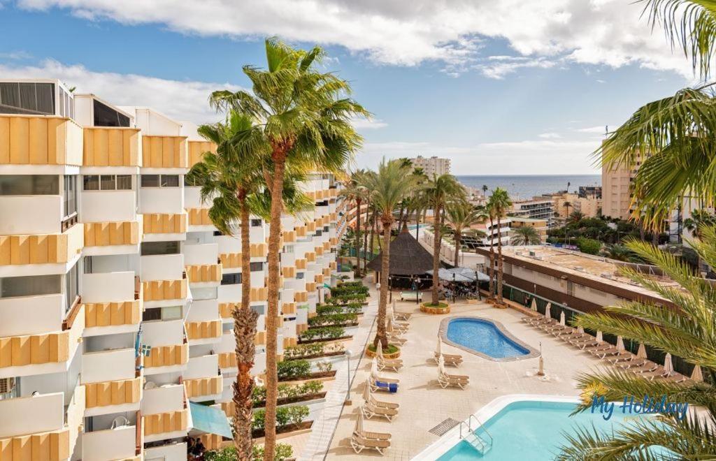 Connie Mick * San Bartolome de Tirajana (Gran Canaria)
