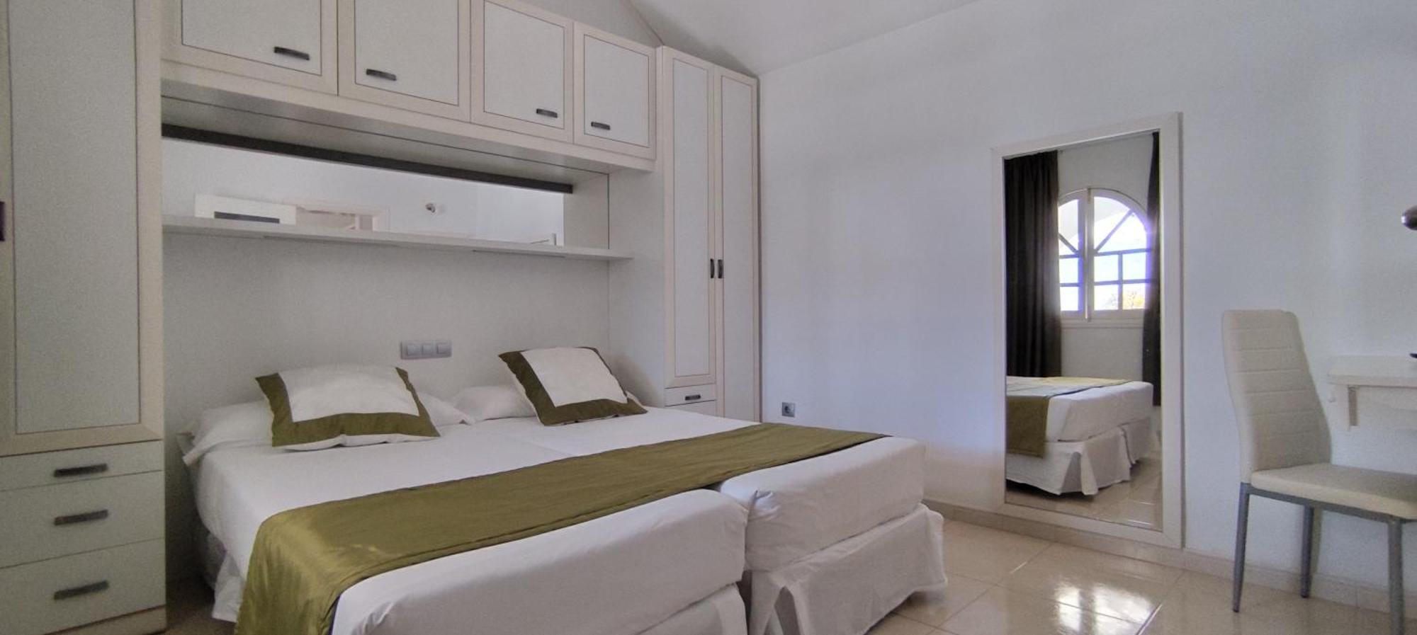 Hotel Parque Del Paraiso Ii 3*