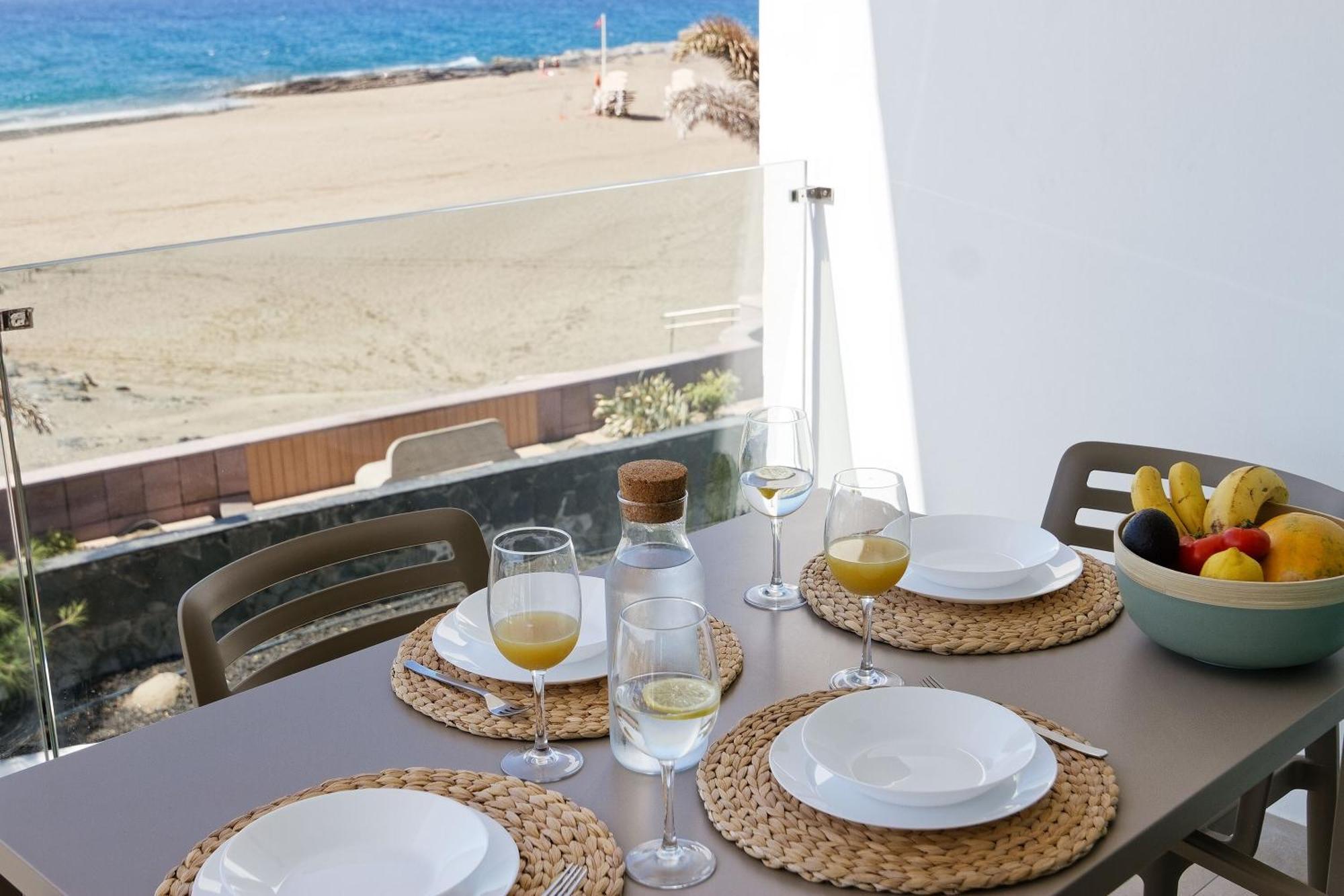 Amapola Moon -nuevo Y Recien Reformado En Primera Linea De Playa Apartamento *