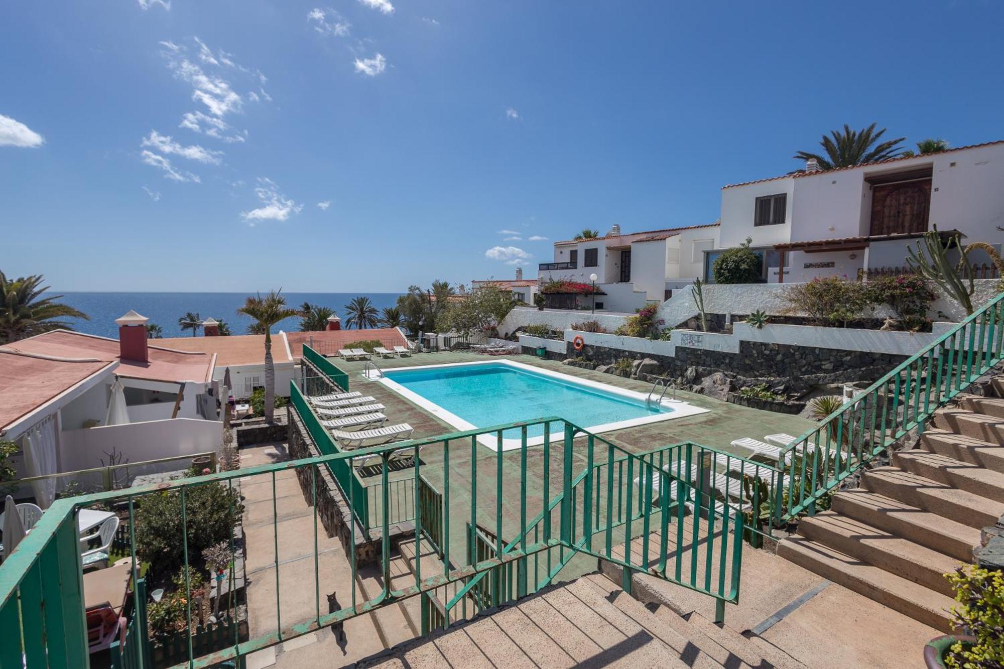 Playa Del Aguila Con Terraza Solarium Appartement