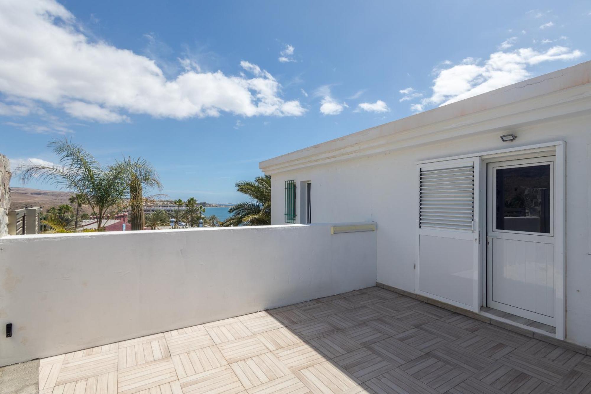 Playa Del Aguila Con Terraza Solarium *