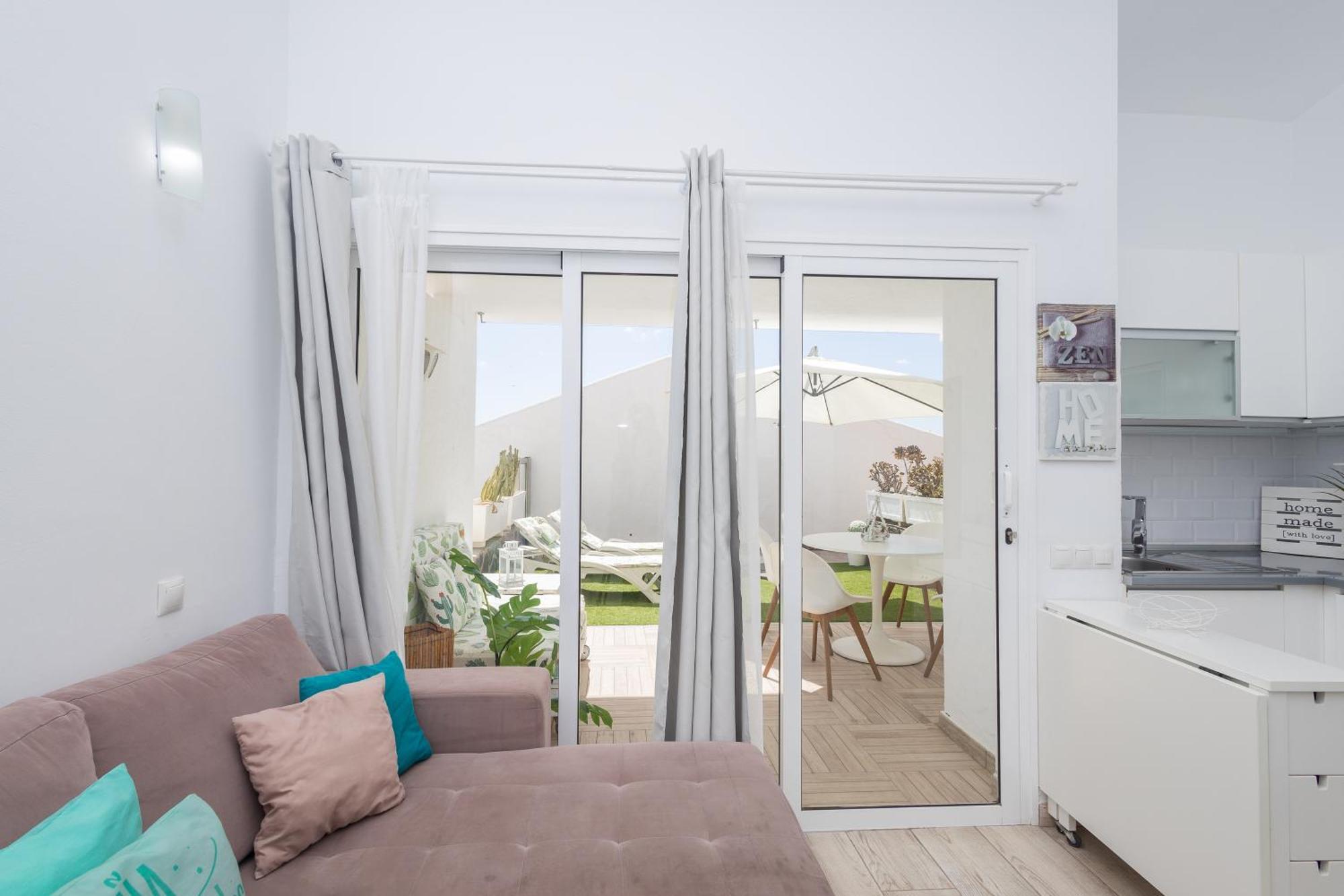 Playa águila Terraza Piscina By Lightbooking *