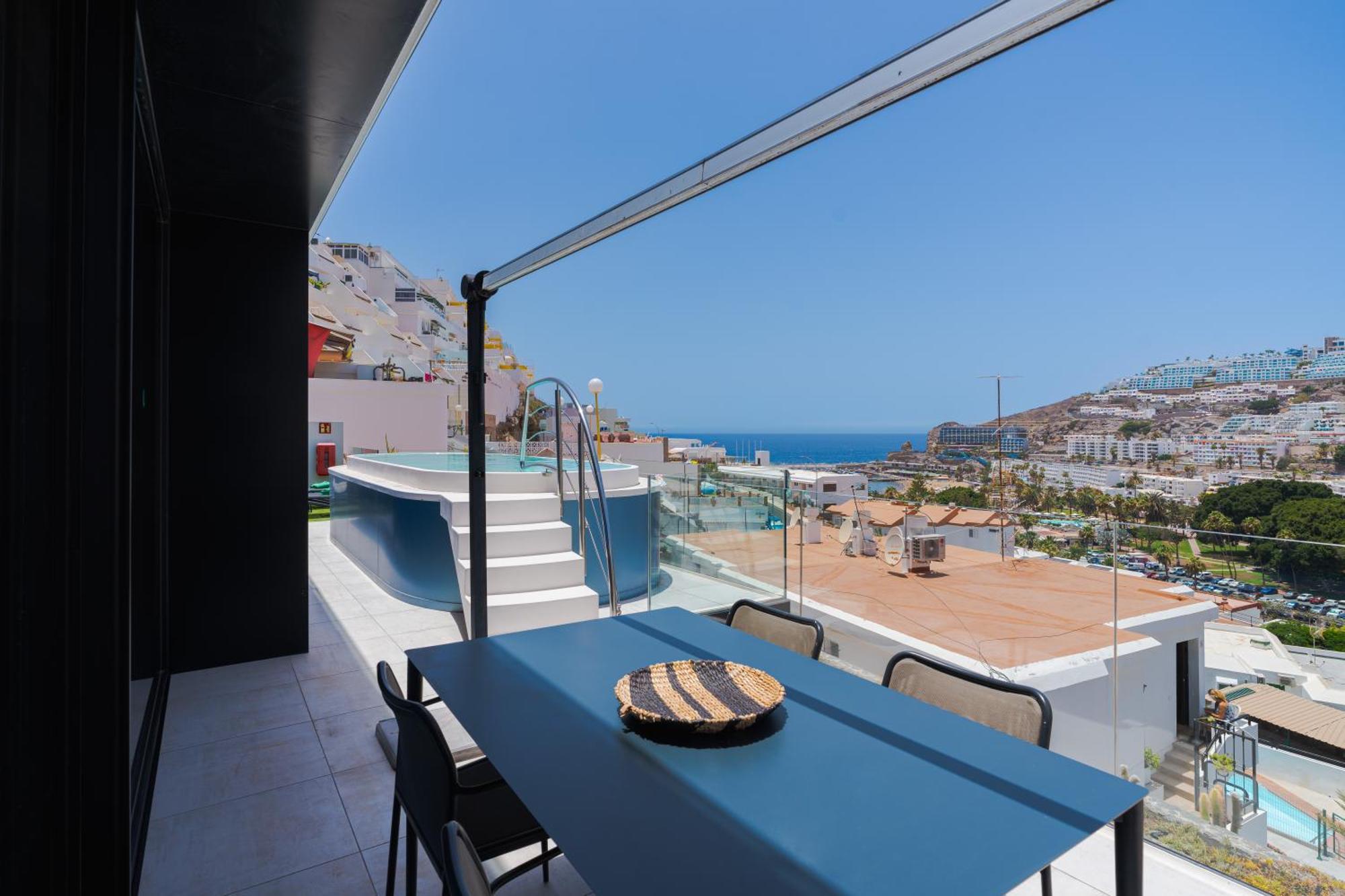 The One Luxury Apartment *