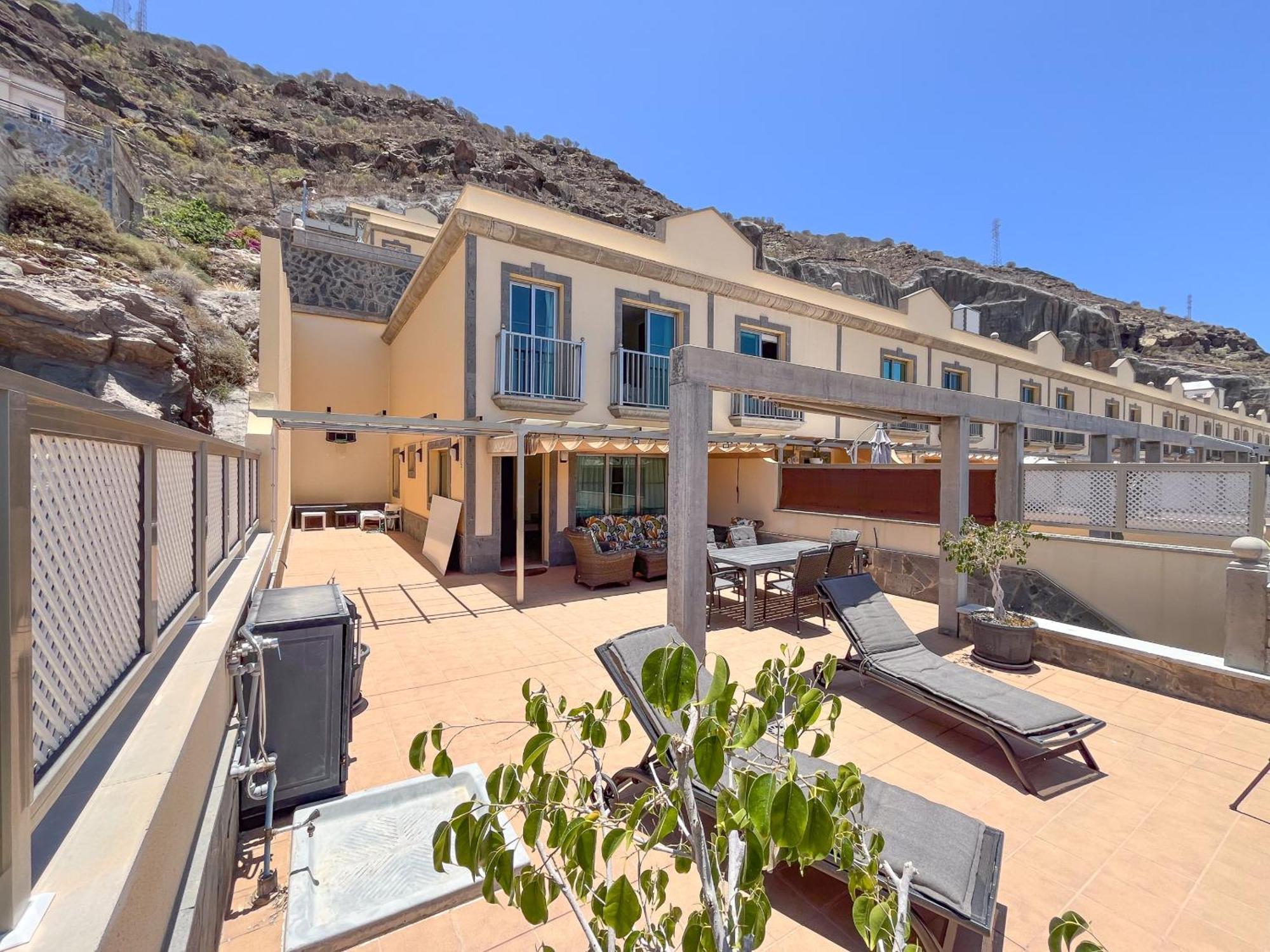 Apartamento 3br Valley Dreamhouse -solarium Terrace Aircon & Parking