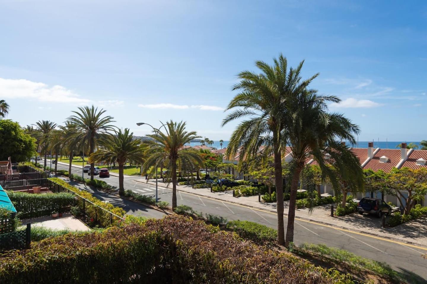 Con Terraza Y Vistas Al Mar Pasito Blanco