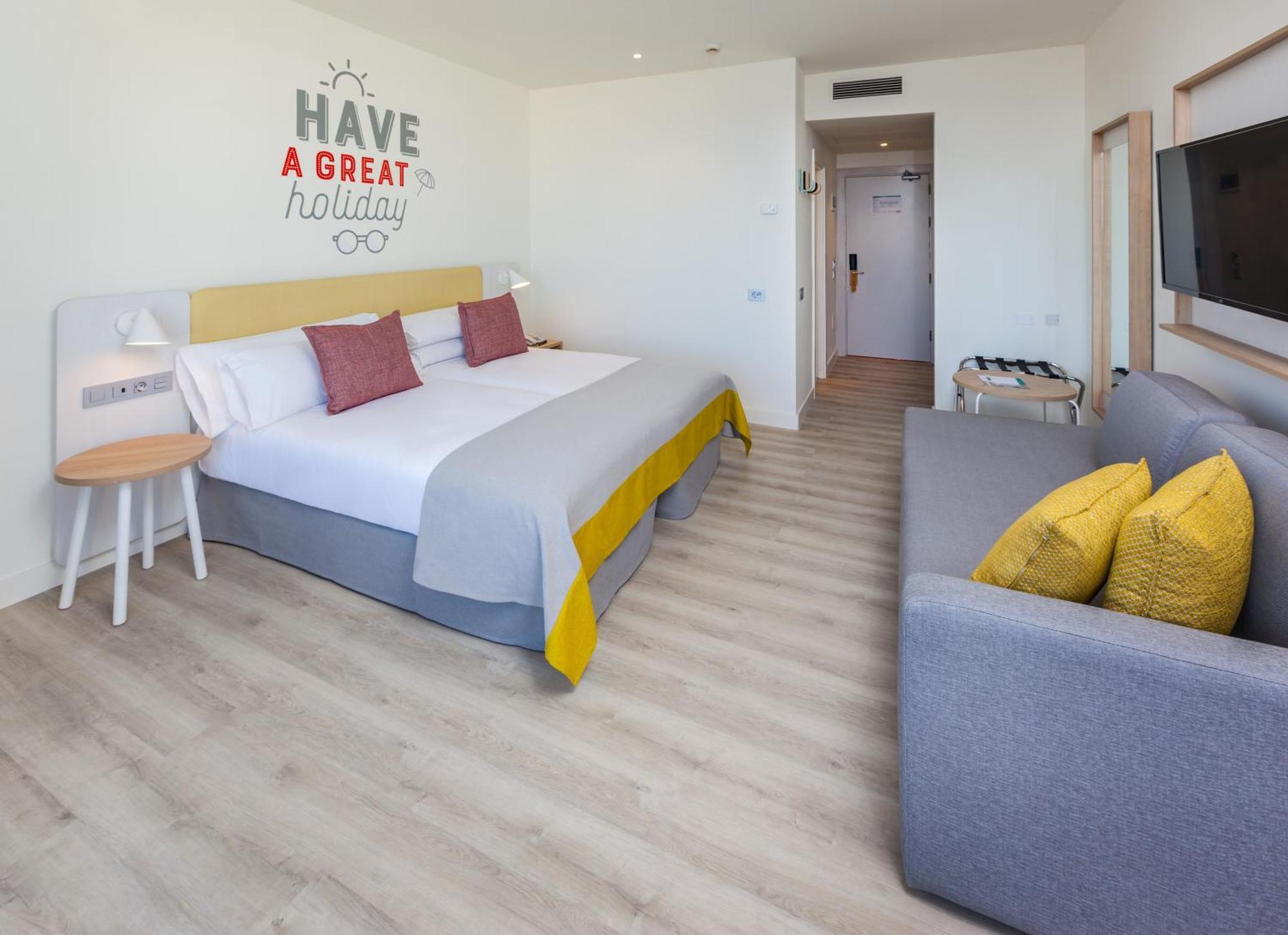 Hotel Abora Interclub Atlantic By Lopesan 4*