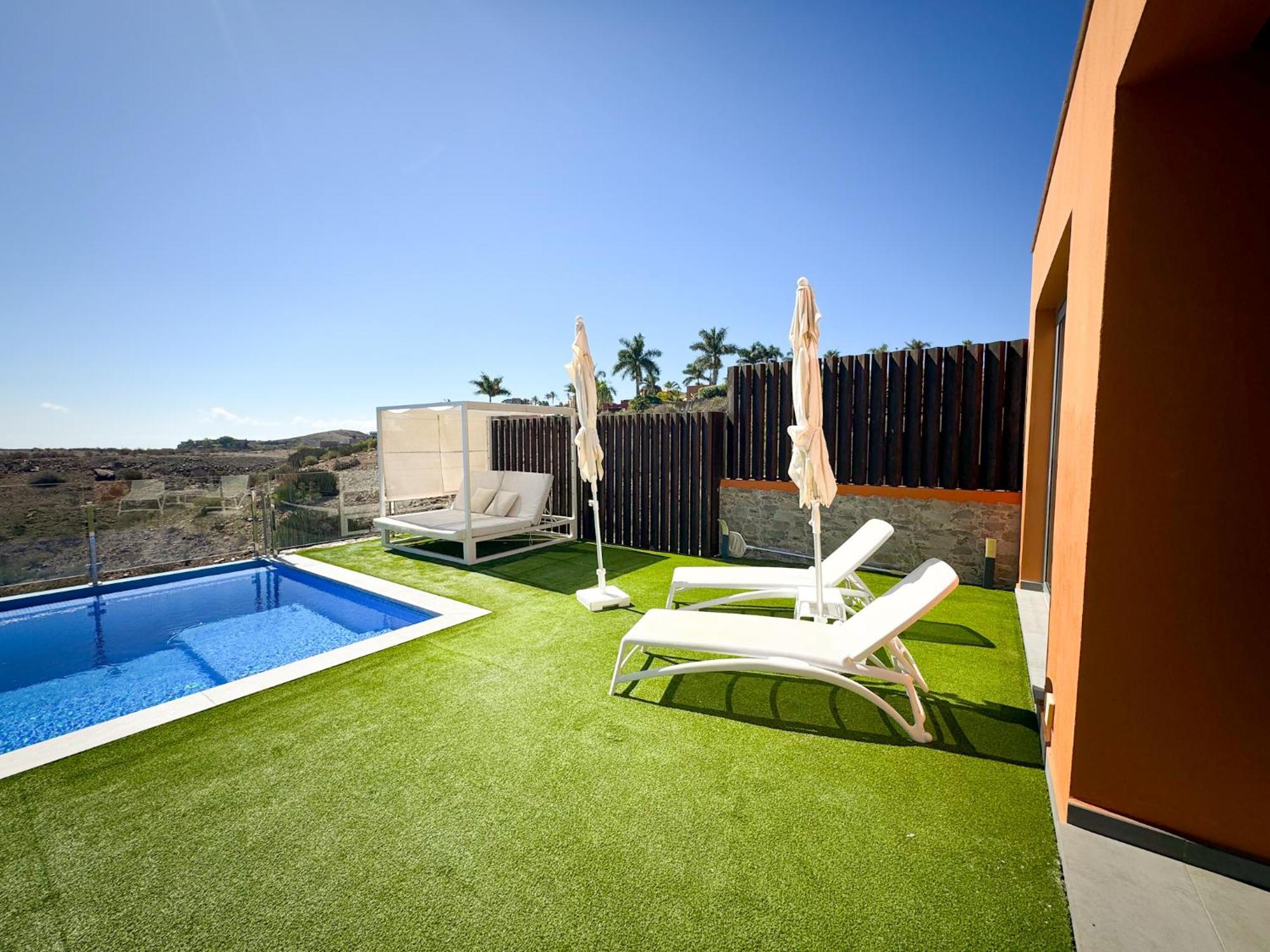 Paradise Island By Tenproperties *