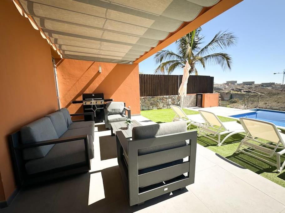 Paradise Island By Tenproperties Villa