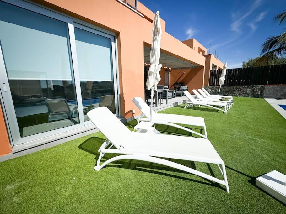 Villa Paradise Island By Tenproperties