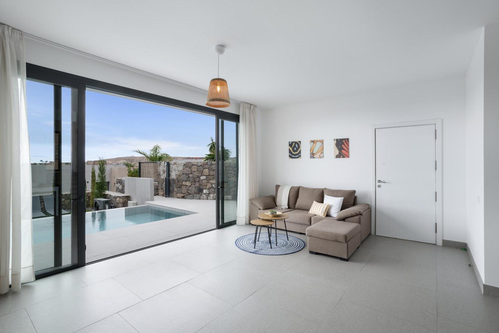 Yucas 17 Villa