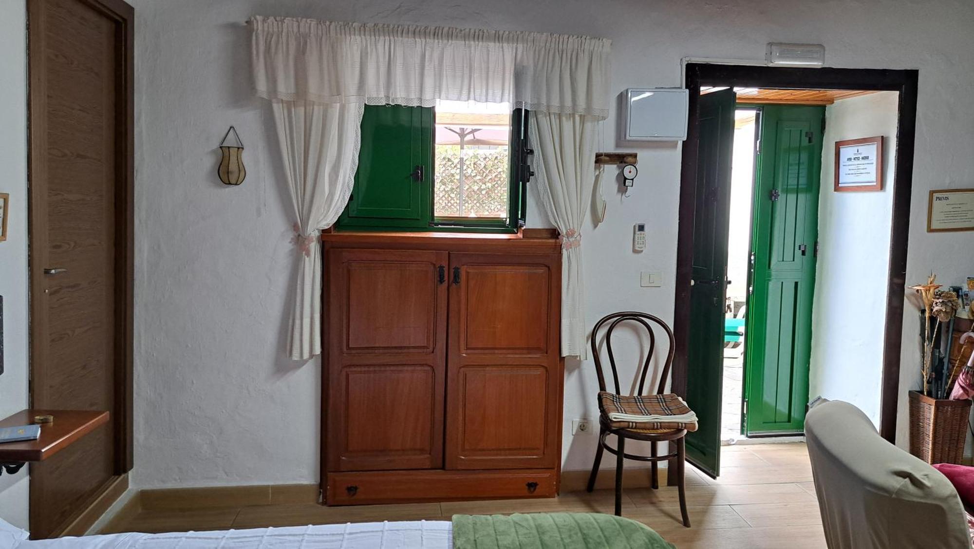 Casa Santana Segura *