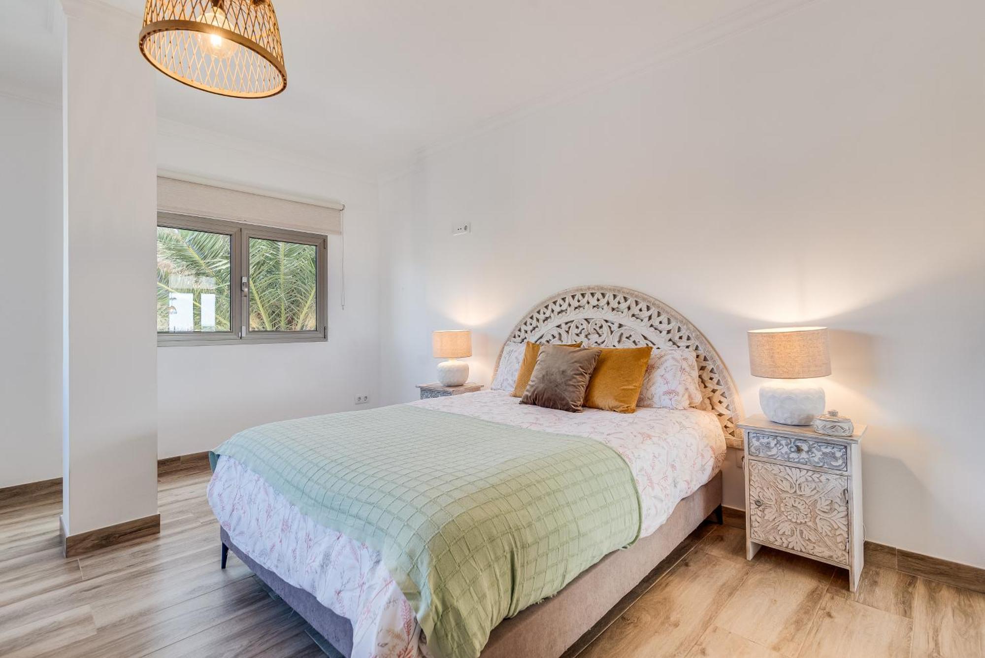 Home2book Seafront Haven With Views, *