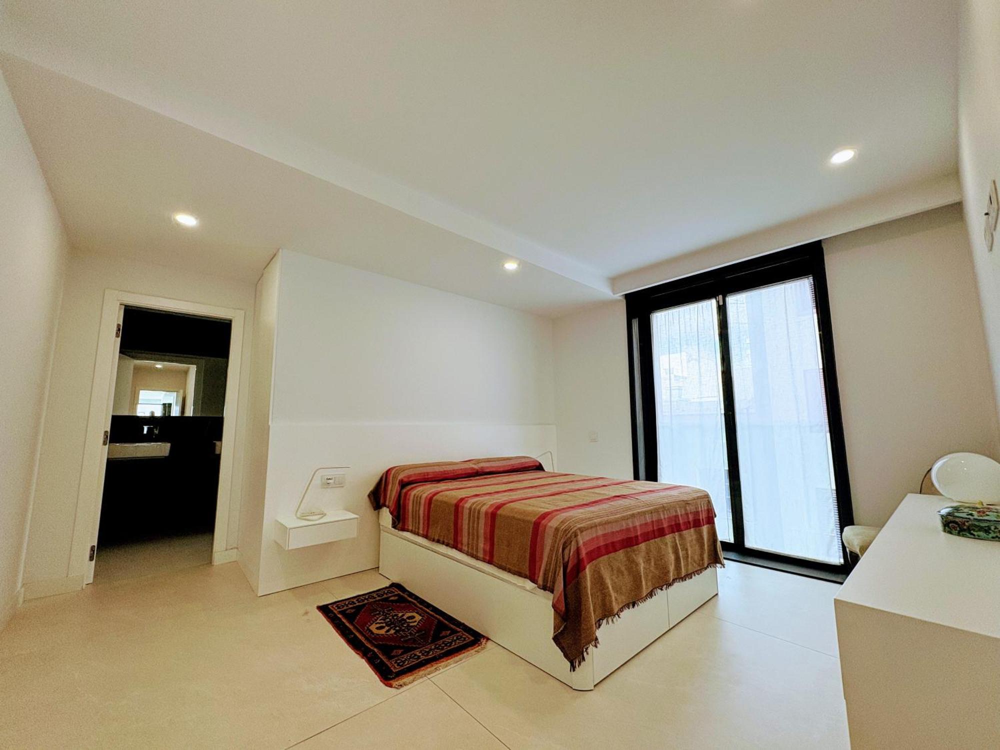 Oceanfront Luxury By Wave Apartment